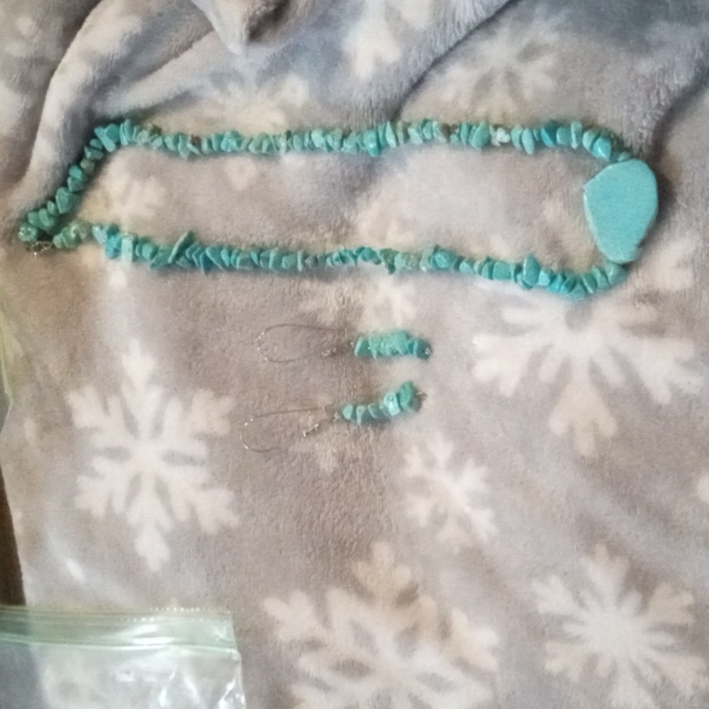 Handmade necklace earring set